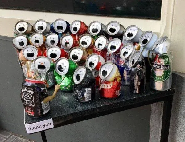 LOLs-cans.jpg
